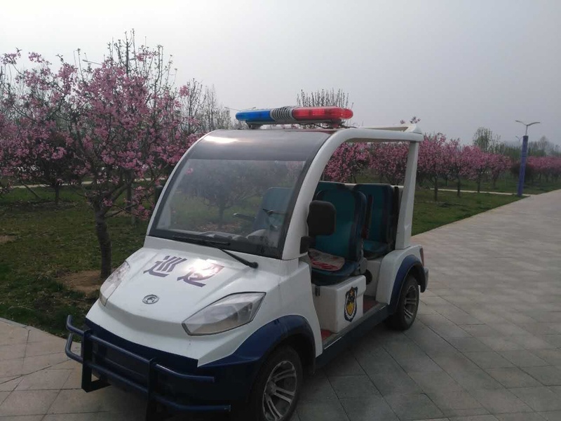 红星家园巡逻车
